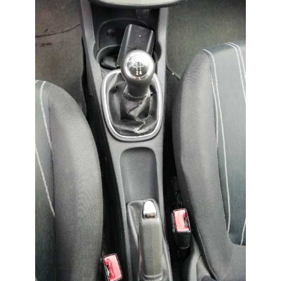 opel corsa d del año 2006