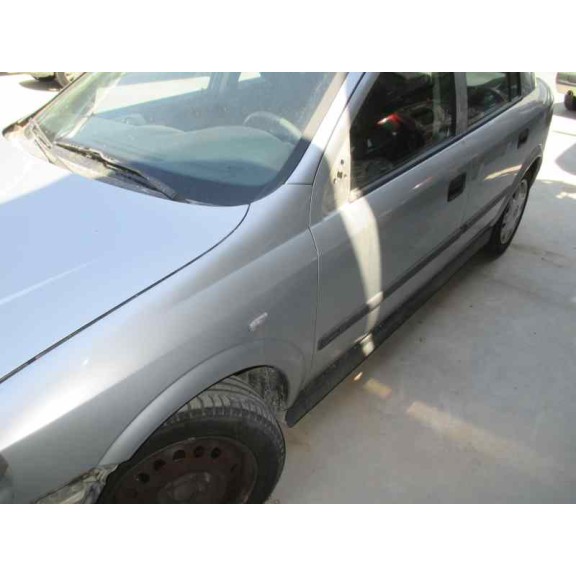 opel astra g berlina del año 1999