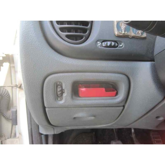 renault megane i berlina hatchback (ba0) del año 1998