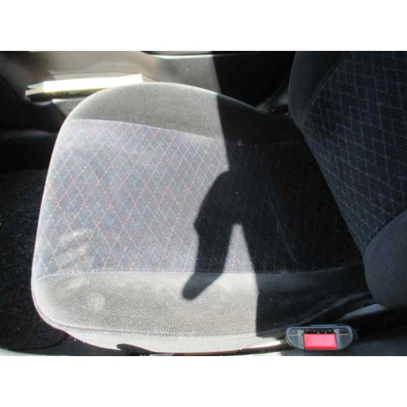 opel astra g berlina del año 1999