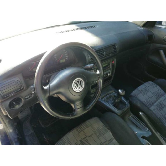 volkswagen passat berlina (3b2) del año 2000