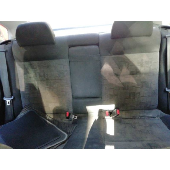 volkswagen passat berlina (3b2) del año 2000