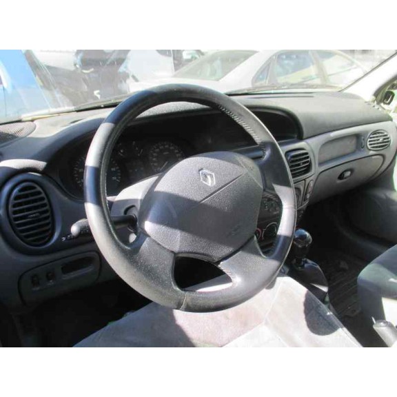 renault megane i fase 2 classic (la..) del año 2000