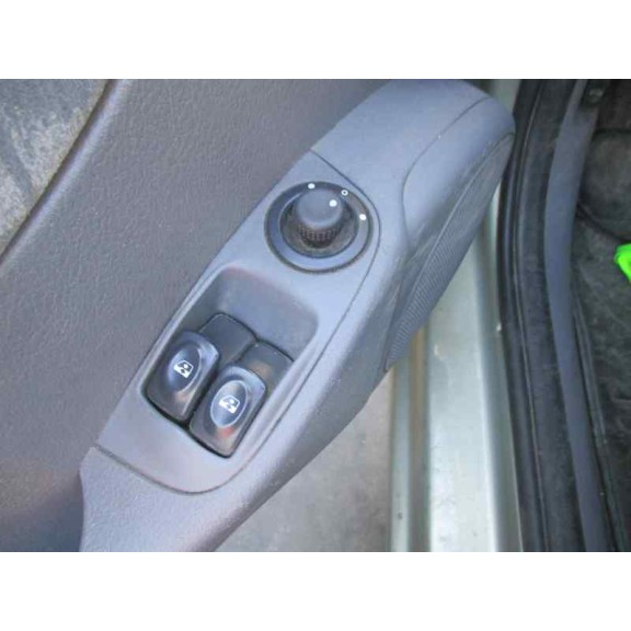 renault megane i fase 2 classic (la..) del año 2000