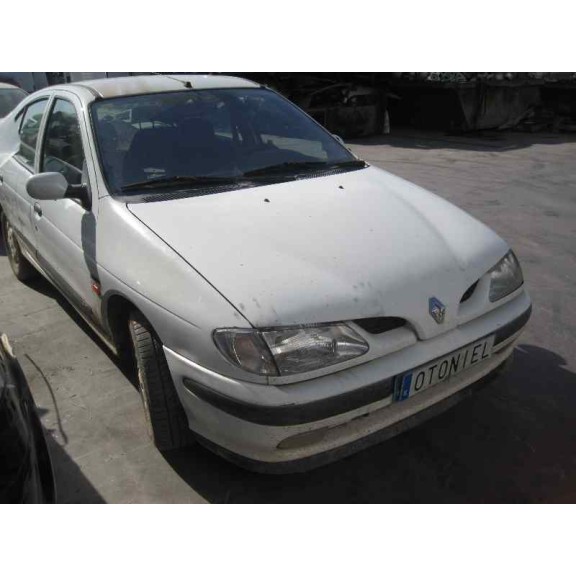 renault megane i berlina hatchback (ba0) del año 1998