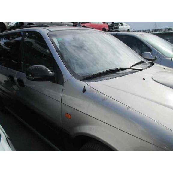 kia carnival del año 2001