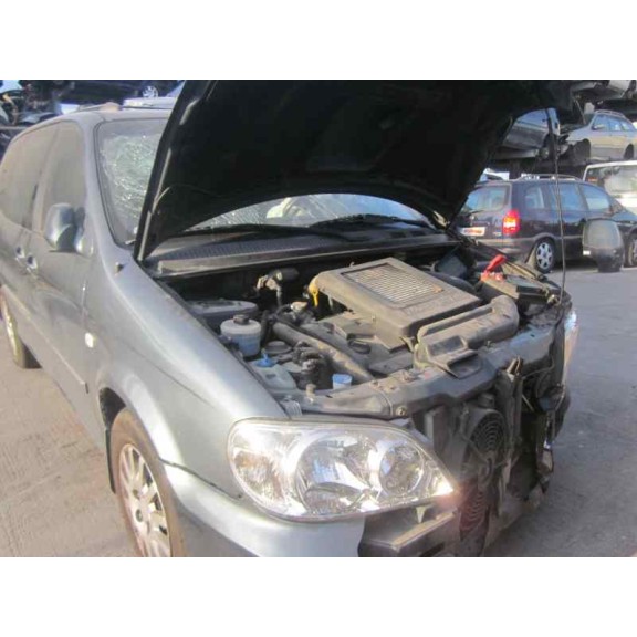 kia carnival ii del año 2002