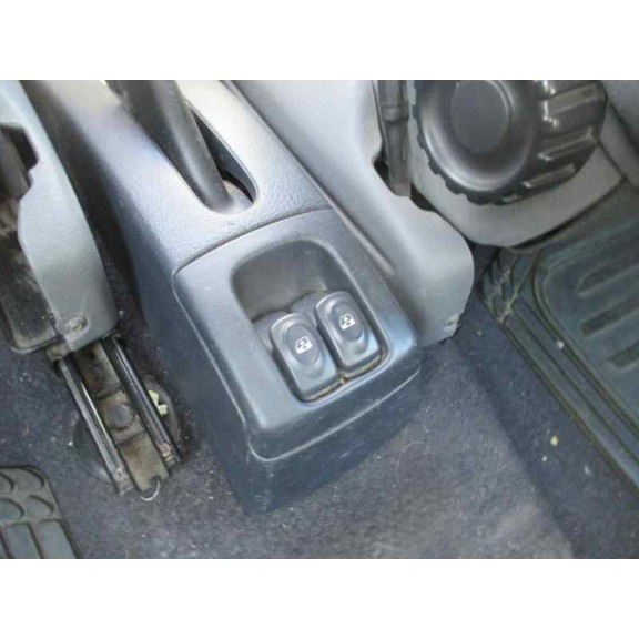 renault megane i fase 2 classic (la..) del año 2000