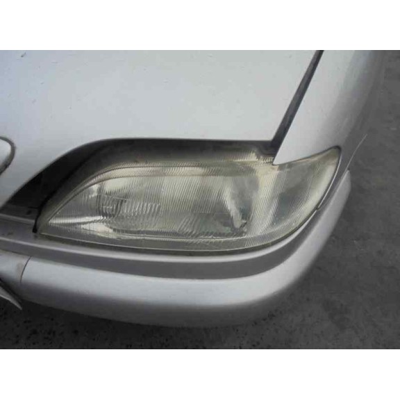 citroën xsara berlina del año 2000