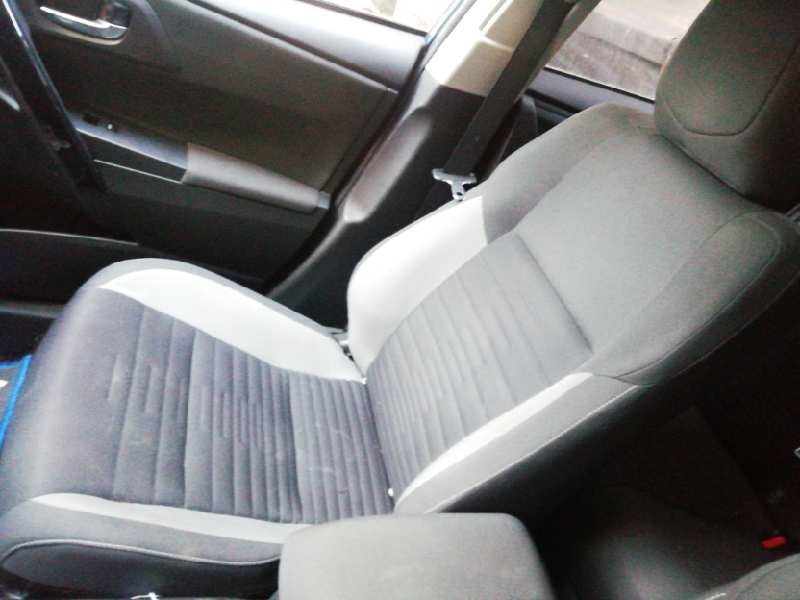 Recambio de asiento delantero derecho para toyota auris touring sports (e18) hybrid business referencia OEM IAM   