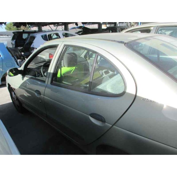 renault megane i fase 2 classic (la..) del año 2000