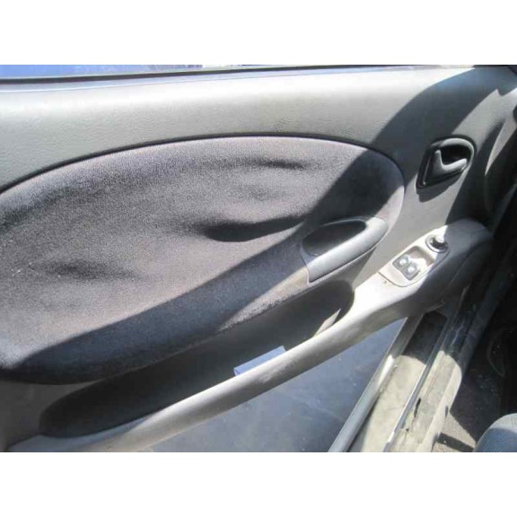 renault megane i coupe fase 2 (da..) del año 2000