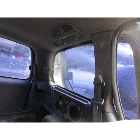 kia carnival del año 2001