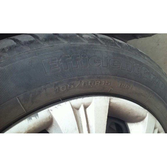 ford focus berlina (cak) del año 1999