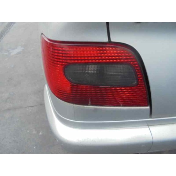 citroën xsara berlina del año 2000