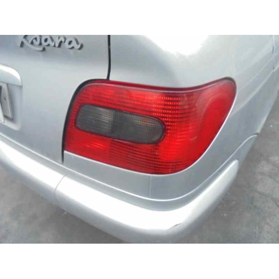 citroën xsara berlina del año 2000