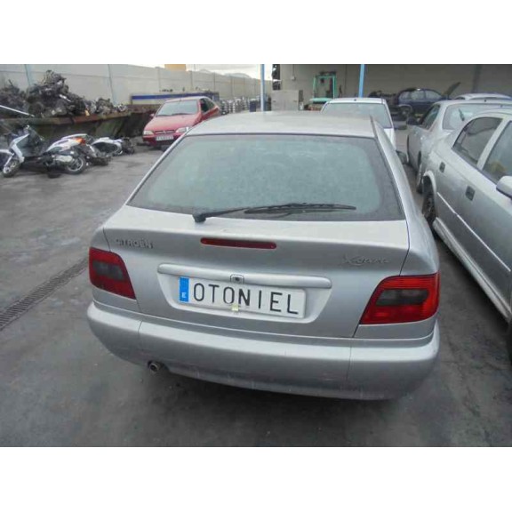 citroën xsara berlina del año 2000