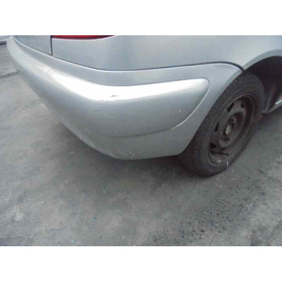 citroën xsara berlina del año 2000