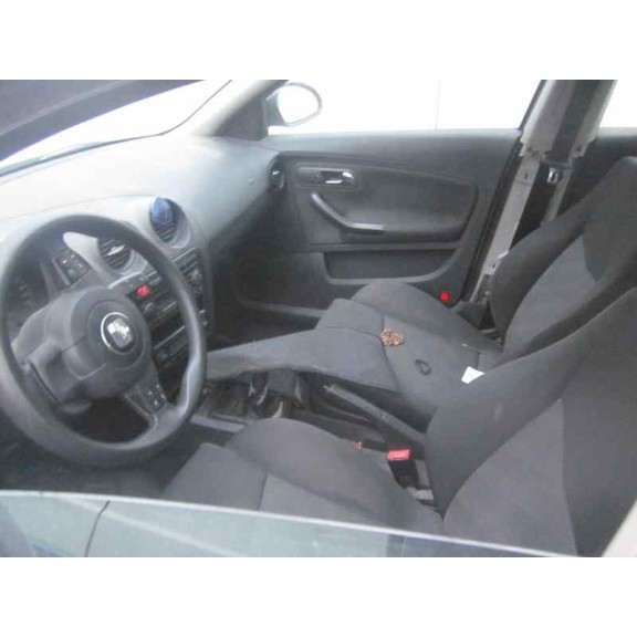 seat ibiza (6l1) del año 2005