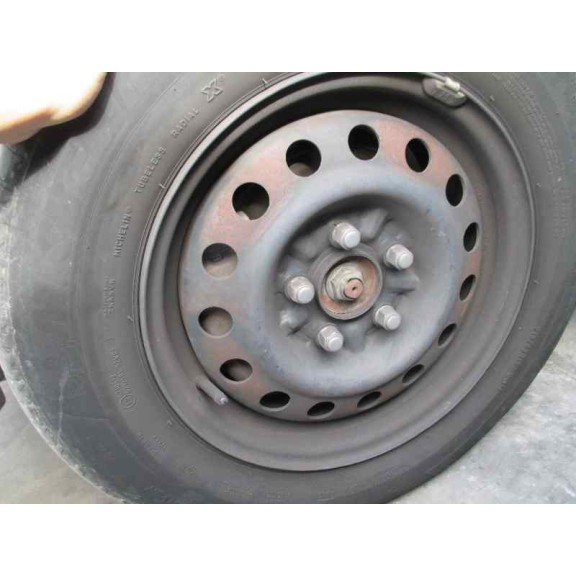 kia carnival del año 2001