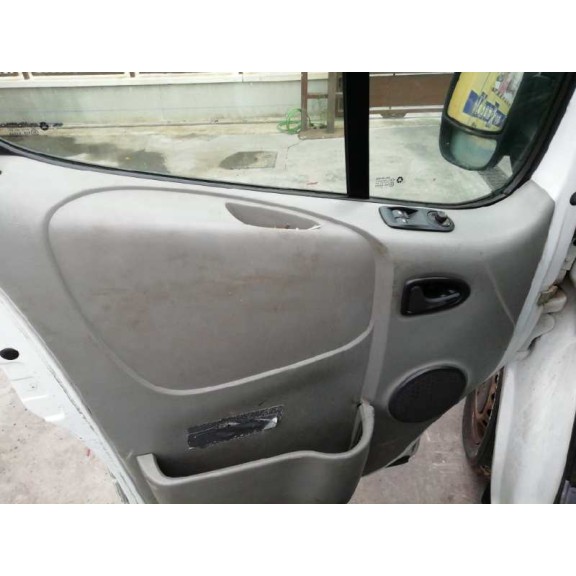 opel vivaro del año 2006