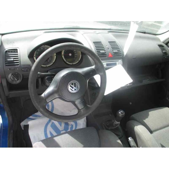 volkswagen polo berlina (6n2) del año 2001