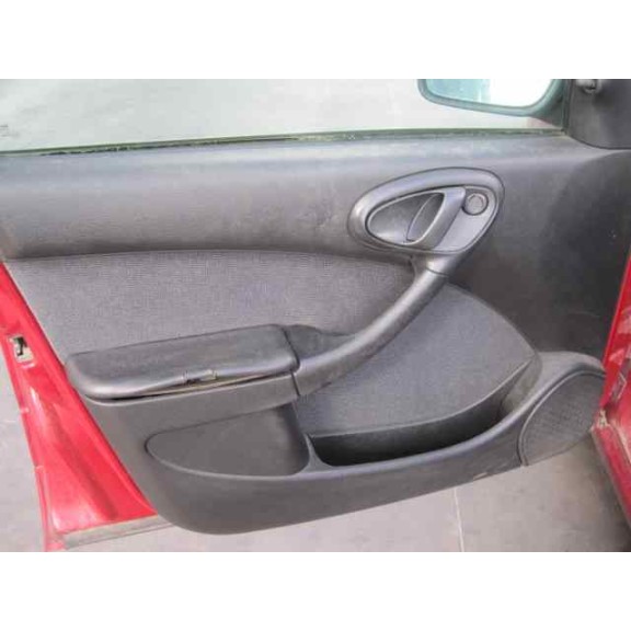 citroën xsara berlina del año 2001