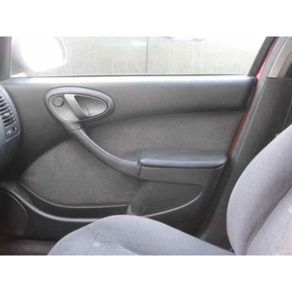 citroën xsara berlina del año 2001