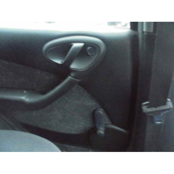 citroën xsara berlina del año 2000