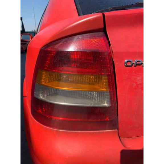 opel astra g berlina del año 1999