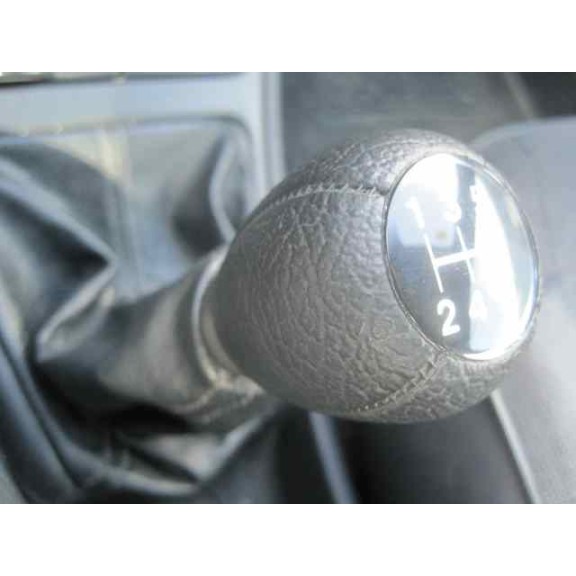 citroën xsara berlina del año 2001