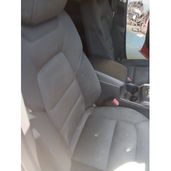 ASIENTO DELANTERO DERECHO 