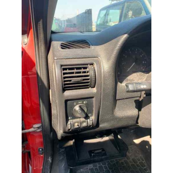 opel astra g berlina del año 1999