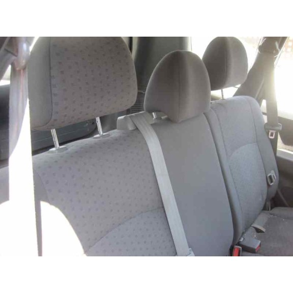 kia carens del año 2004