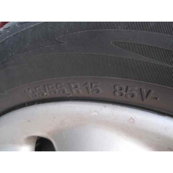 citroën xsara berlina del año 2001