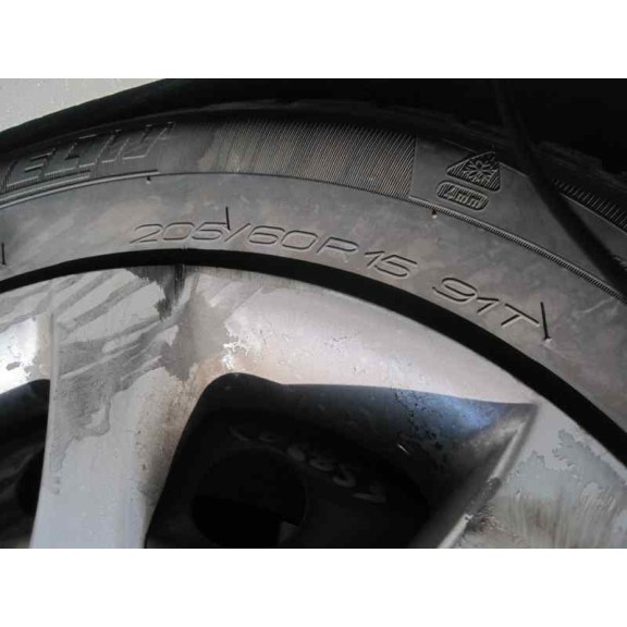 kia carens del año 2004