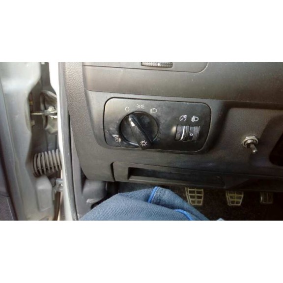 seat ibiza (6k1) del año 2000