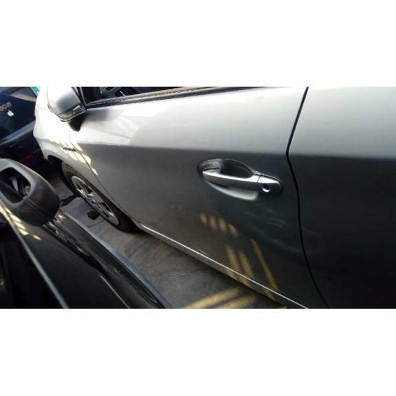 toyota prius (nhw30) del año 2012