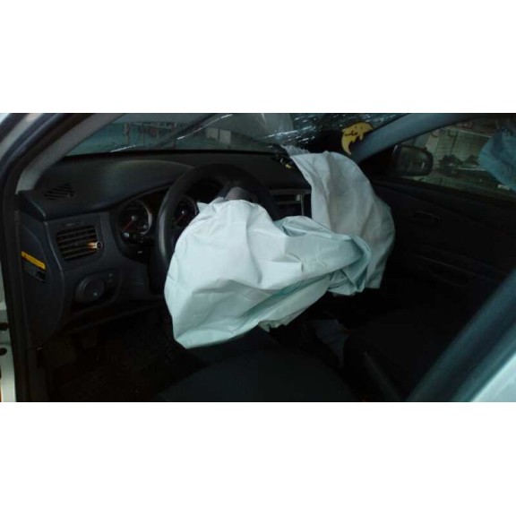 kia rio del año 2006