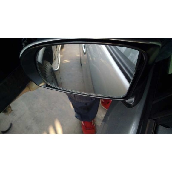 toyota prius (nhw30) del año 2012