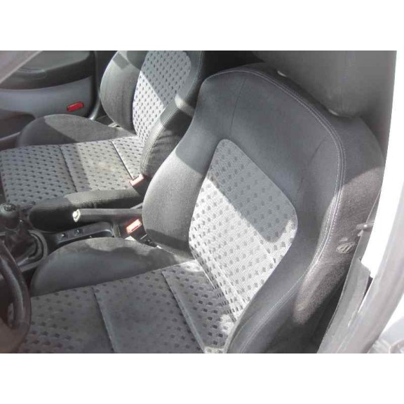 seat leon (1m1) del año 2001