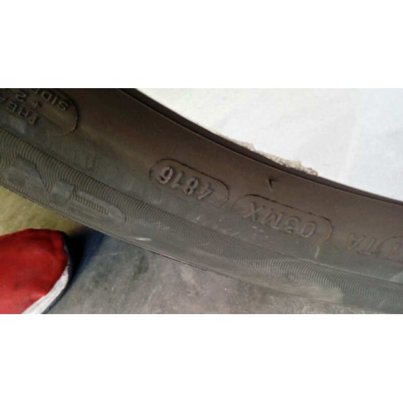 toyota prius (nhw30) del año 2012