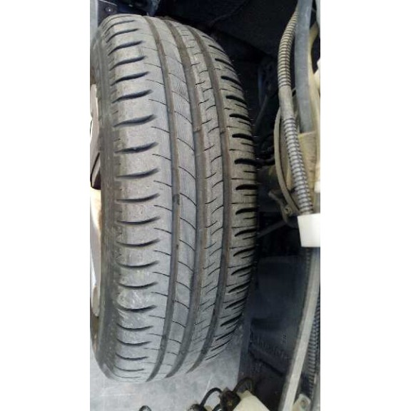 toyota prius (nhw30) del año 2012