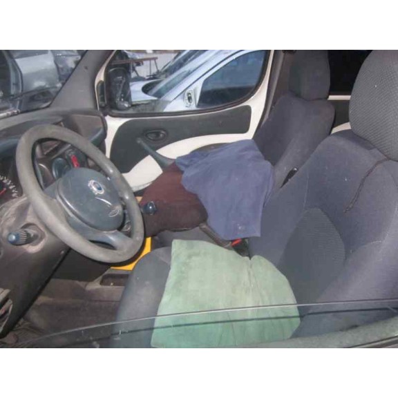 fiat doblo cargo (223) del año 2003