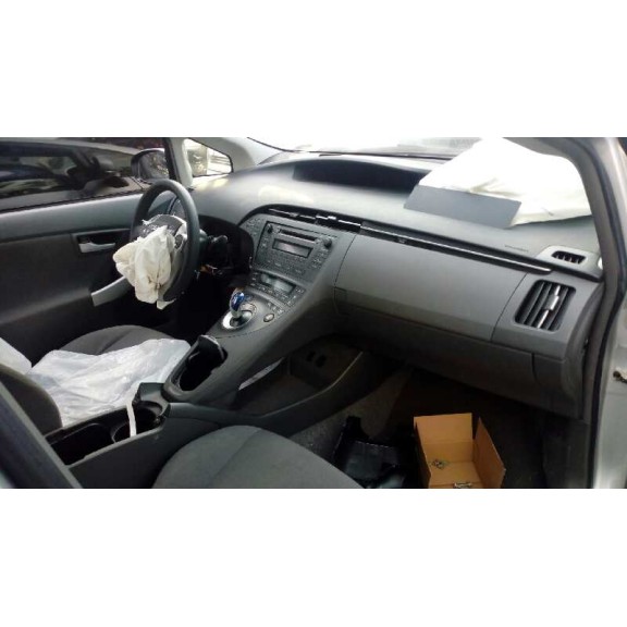 toyota prius (nhw30) del año 2012