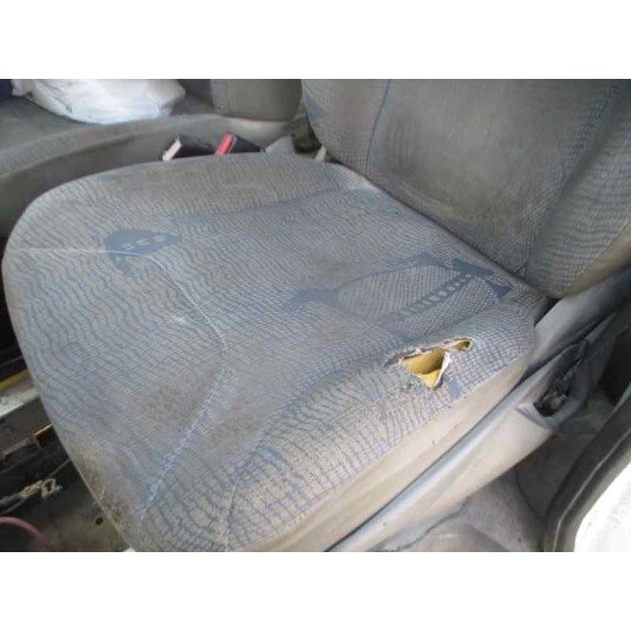 renault trafic combi (ab 4.01) del año 2004