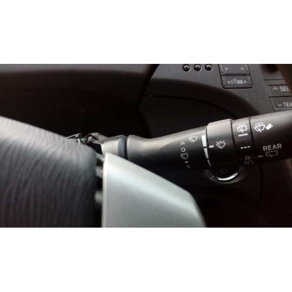 toyota prius (nhw30) del año 2012