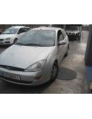 ford focus berlina (cak) del año 2000