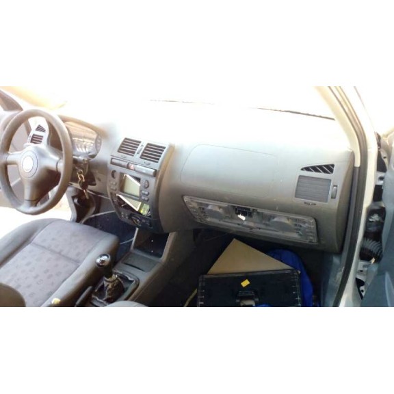 seat ibiza (6k1) del año 2000