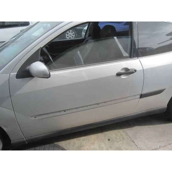 ford focus berlina (cak) del año 2000